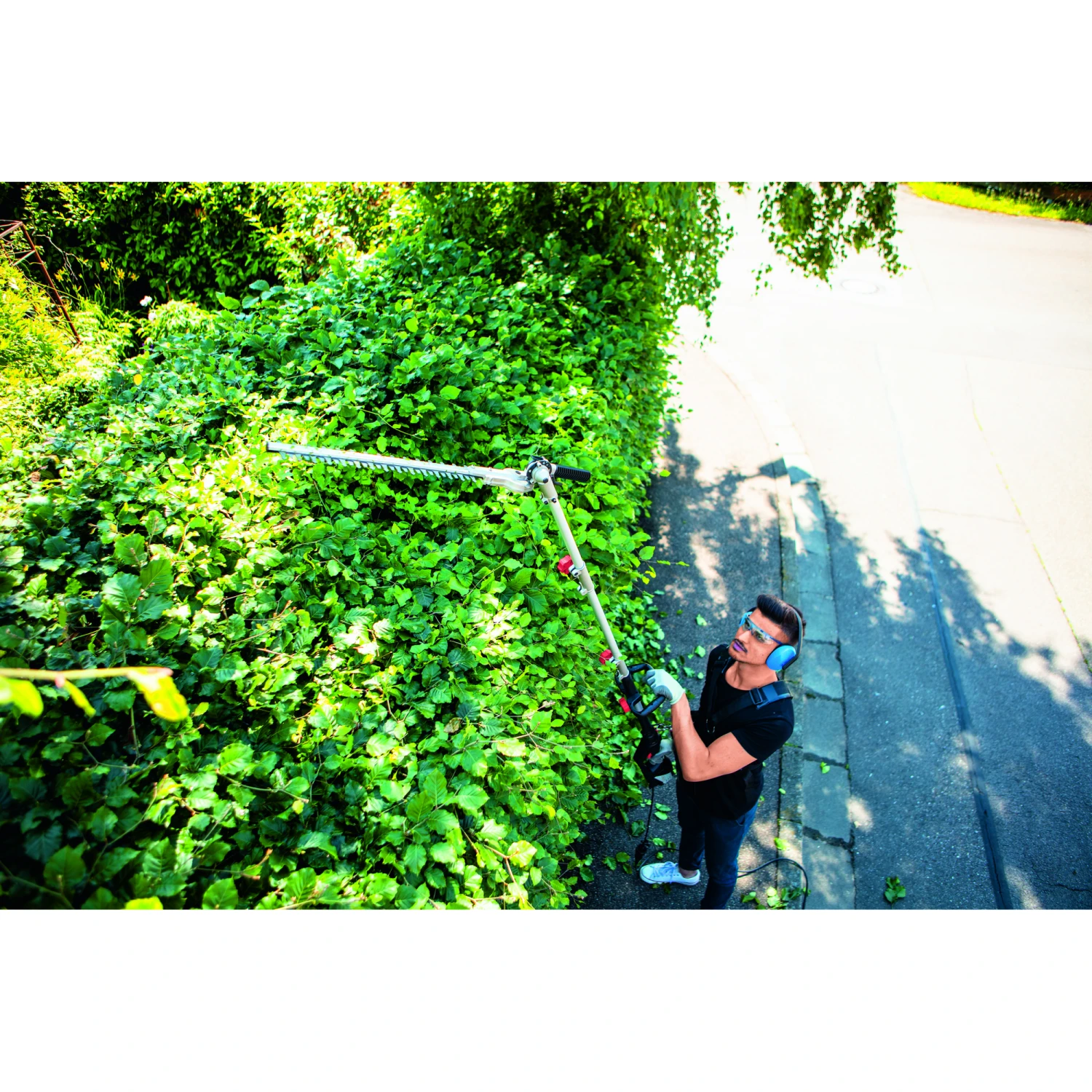 Scheppach Elektro-Heckenschere 'TPH900' 900 W 5 Scheppach Elektro-Heckenschere 'TPH900' 900 W – Bild 3