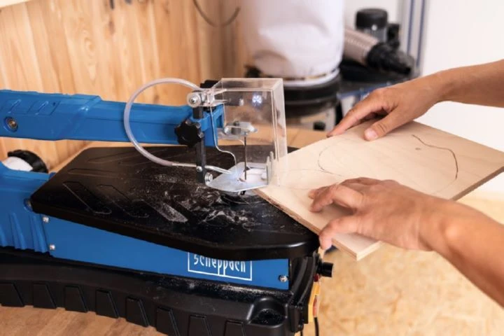 Scheppach Dekupiersäge DECO MAX Mit Fußpedale 4 Scheppach Dekupiersäge DECO MAX Mit Fußpedale – Bild 2