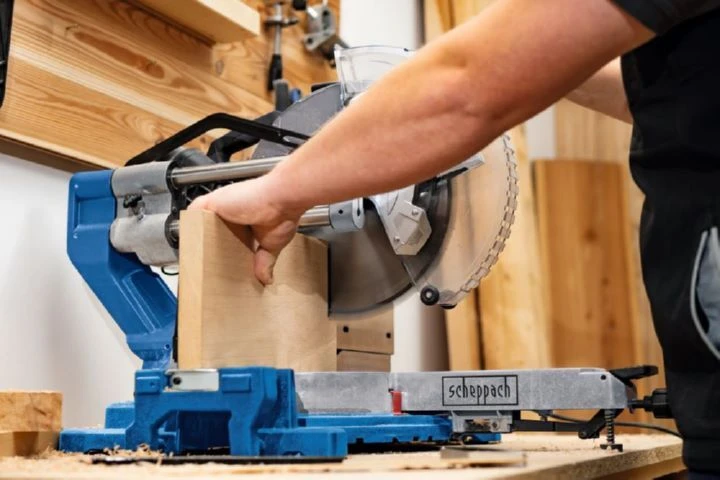 Scheppach Kapp-Zug- Und Gehrungssäge Mit Posaunenauszug HM305SL 4 Scheppach Kapp-Zug- Und Gehrungssäge Mit Posaunenauszug HM305SL – Bild 2